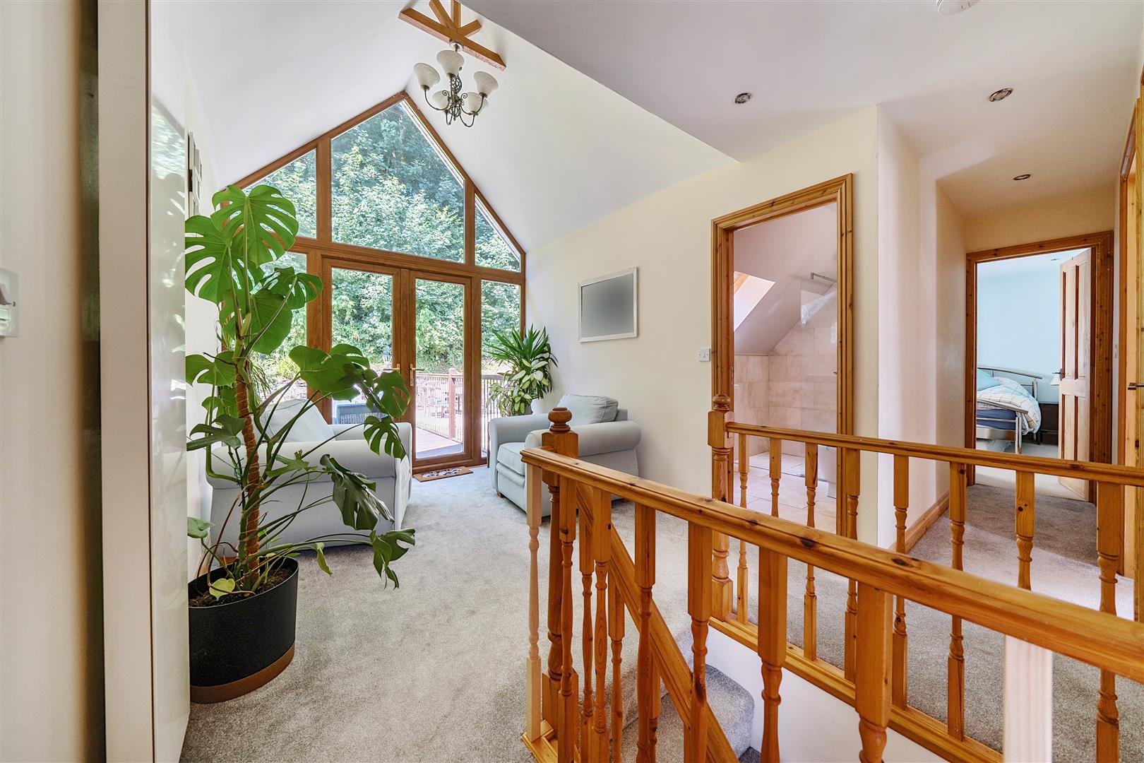 Yr Allt, Llangennech, Llanelli, SA14 8YU